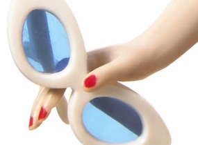 brille brille 50 Jahre Barbie – eine Markenikone vor neuen Herausforderungen